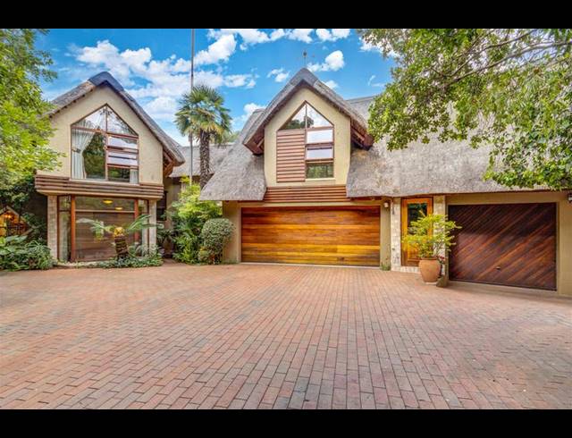 5 BEDROOM HOUSE FOR SALE IN SANDOWN